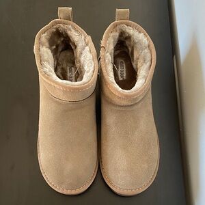 Project Cloud Hippy taupe ankle boots. NEW. Women’s size 10M.